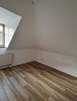 Dachgeschosswohnung in Auerbach - Auerbach (Vogtland)