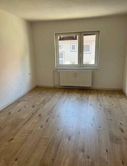 Helle 2-Zimmer-Wohnung + 250 € Gutschein für Ihre Wohnideen - Salzgitter