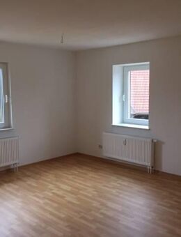 2-Raum Wohnung mit Balkon im 1. Stock in Waldheim - Waldheim