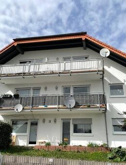 Gemütlich und ruhig gelegen - 2 Zimmer-Dachgeschosswohnung in Eichenstruth - Bad Marienberg (Westerwald)