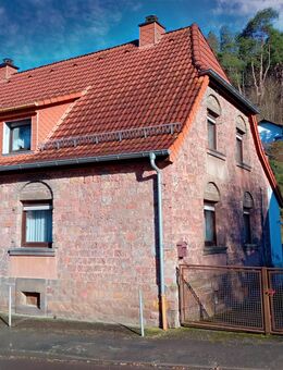 Landstuhl - Renovierungsbedürftige Doppelhaushälfte in ruhiger Sackgasse gelegen - Landstuhl (Sickingenstadt)