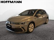 VW Golf, 1.5 eTSI OPF R-Line, Jahr 2022 - Pößneck