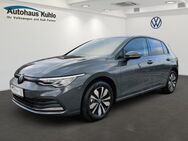 VW Golf, 2.0 TDI VIII Move, Jahr 2024 - Wittlich