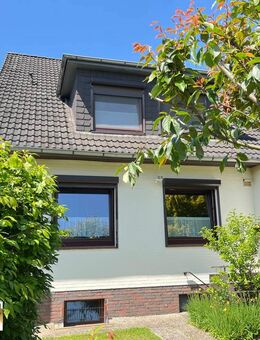 Erdgeschosswohnung im Zweifamilienhaus - ruhig und idyllisch gelegen - Norderstedt
