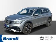 VW Tiguan, 2.0 TDI Allspace R-LINE DC, Jahr 2021 - Achim