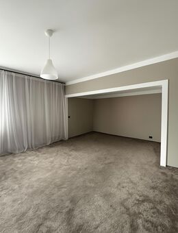 Leben am Ku'damm - Elegantes 1-Zimmer Altbau-Apartment – 42 m², Schlafnische, saniertes Tageslichtbad & Aufzug - Selbstnutzung oder Kapitalanlage - Berlin