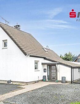 Frei stehendes Einfamilienhaus mit großzügigem Garten - Alsdorf (Nordrhein-Westfalen)