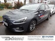 Hyundai i30, 1.0 FL Turbo Connect & Go &, Jahr 2023 - Berlin
