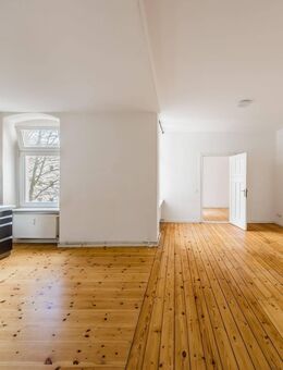 Bezugsfrei - Zeitlos schöne Altbauwohnung mit Wasserblick in Bestlage am Landwehrkanal - Berlin