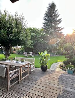 Großzügiger Garten, viel Platz und die ein oder andere Annehmlichkeit! Jetzt anfragen! - Münster (Hessen)