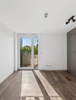 Gemütliche 1-Zimmer-Wohnung mit EBK und Balkon in Frankfurt Ostend ! - Frankfurt (Main)