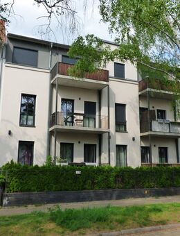 Investment für die Zukunft - Kleines, unterkellertes Mehrfamilienhaus (5WE) sucht neuen Besitzer - Berlin