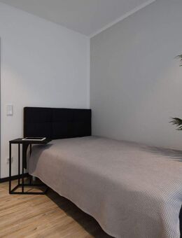 Möblierte Wohnung, 2 Zimmer für 1 Person, zentrale Lage - ab 01.09.2025 - Offenbach (Main)
