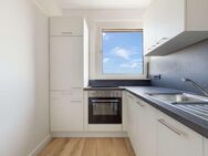 Wunderschön sanierte 2-Zimmer Wohnung mit EBK in Spandau! - Berlin