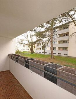 Immobilien-Richter: 4-Zimmerwohnung mit Balkon in ruhiger Lage - Düsseldorf