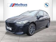 BMW 223 Active Tourer, M Sportpaket HK HiFi, Jahr 2024 - Dresden