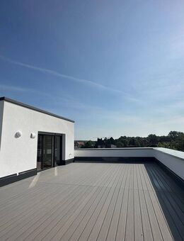 Einziehen und wohl fühlen! Modernes Penthouse mit zwei Zimmern und Einbauküche im "Haster Eck" - Osnabrück