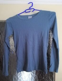 Blaues Shirt - basic wear - Gr. 140 - alive - Pirmasens