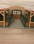 Schleich Stall fast neu und komplett im Original Karton in 47057