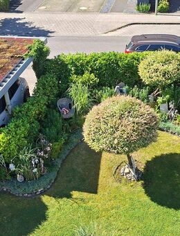 Ein Ort, der berührt: Exklusive Doppelhaushälfte mit Gartenparadies am Öjendorfer See - Hamburg
