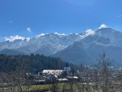 Großzügie, helle 3-Zimmerwohnung mit traumhaftem Ausblick