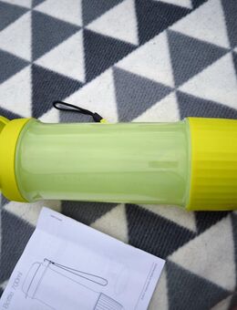 Tupperware Eco Wasser Plus Zitruspresse limettengrün Trinkflasche ToGo 700 ml - Sengenthal