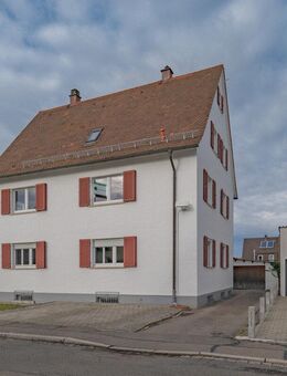 Modernes Dreifamilienhaus - zur Eigennutzung oder als Kapitalanlage - Trossingen