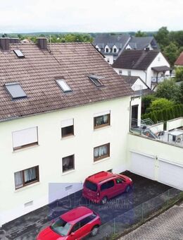 WIE DAS EIGENE HAUS - 8 ZI MAISONETTE WOHNUNG - GARTEN - DACHTERRASSE - STELLPLÄTZE - Adelsdorf