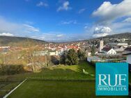 Haus im Haus - Großzügige Maisonettewohnung in ruhiger Lage von Niefern - Niefern-Öschelbronn