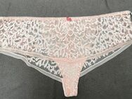 Panty/Slip aus Spitzenstoff von Esprit Gr. 36 apricot - Vechta