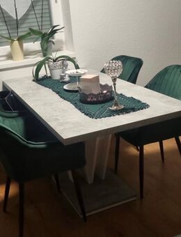 Esstisch + Stühle - Bretten