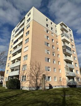 Renovierungsbedürftige 3-Zimmer-Wohnung - Augsburg