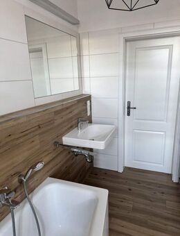 2-Raumwohnung mit Balkon und Kamin im Herzen von Kreischa (M4) - Kreischa