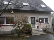Freistehendes Einfamilienhaus mit Garagen, Garten und wundervollem Ausblick! - Leichlingen (Rheinland, Blütenstadt)