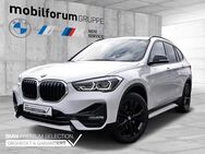 BMW X1, xDrive25e Sport Line, Jahr 2020 - Pirna