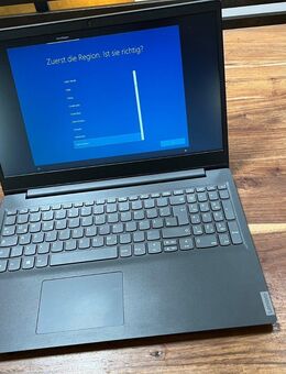 Notebook Lenovo V15-IIL 82C5 / i3-1005G1 / 8 GB RAM / 256 GB SSD - München