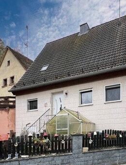 Kleines Einfamilienhaus in Bruckberg für Heimwerker:innen - Bruckberg (Regierungsbezirk Mittelfranken)
