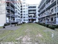 Charmante 2-Zimmer-Wohnung mit Balkon, Fahrstuhl und Stellplatz im Herzen von Fürth - Fürth