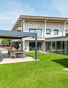 Exklusives Luxus Wohn-und Geschäftshaus mit Wellnessbereich und Aussenpool! - Ammerbuch