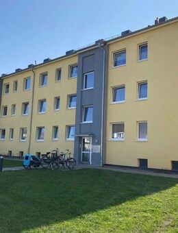 Renovierte 3-Zimmer-Wohnung mit Balkon - Delmenhorst
