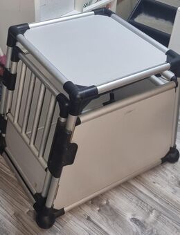 Hundetransportbox Auto Alu von Trixie Transportbox Größe M 78 x 55 x 62 für Hunde - Weinstadt
