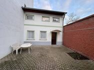 1 1/2 Raum Wohnung mit Terrasse und Einbauküche - Bernburg (Saale)