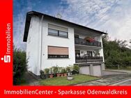 Gepflegtes Wohnhaus mit 3 Wohnungen / 4 Garagen - 4 ZKB Wohnung ab 02/2025 frei! - Höchst (Odenwald)