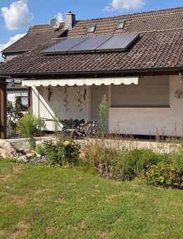 Viel Platz für Familien oder mehrere Generationen unter einem Dach. Wohnen in bester Nachbarschaft von Fuldatal. - Fuldatal