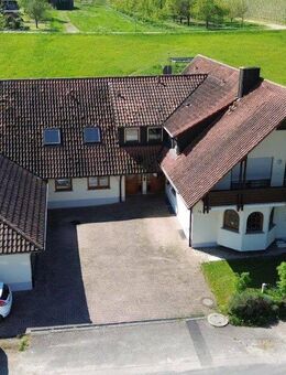Doppelhaushälfte mit zwei Wohneinheiten - ideal für die junge Familie und Kapitalanleger - Durbach
