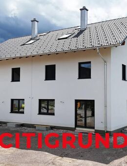 Benediktbeuern im idyllischen Voralpenland - Familienfreundliche Neubau-DHH mit ruhigem Garten - Benediktbeuern