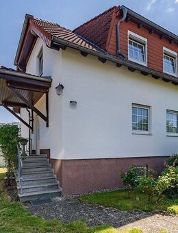 6 Zimmer EFH, 131 m² Wohnfläche und 1.329 m² teilbares Grundstück - Berlin