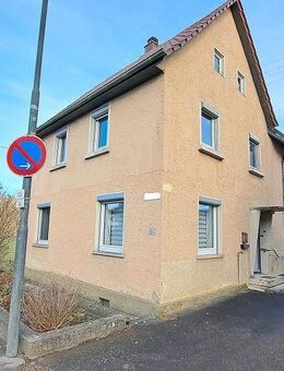 Geräumiges Einfamilienhaus mit Ausbaumöglichkeiten, großem Garten und Garage! - Lonsee