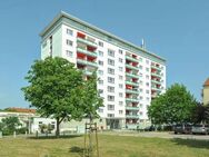 Komfortable 2-Raum-Wohnung mit 2 Balkonen und Aufzug! - Halle (Saale)
