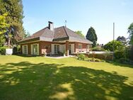 Repräsentatives Einfamilienhaus mit Einliegerwohnung, Sauna und Ausbaupotenzial in Brühl-Kierberg - Brühl (Nordrhein-Westfalen)